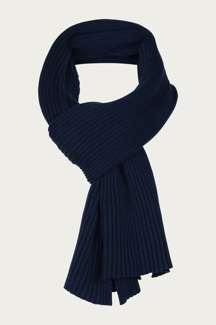 Large Ribbed Neck Scarf